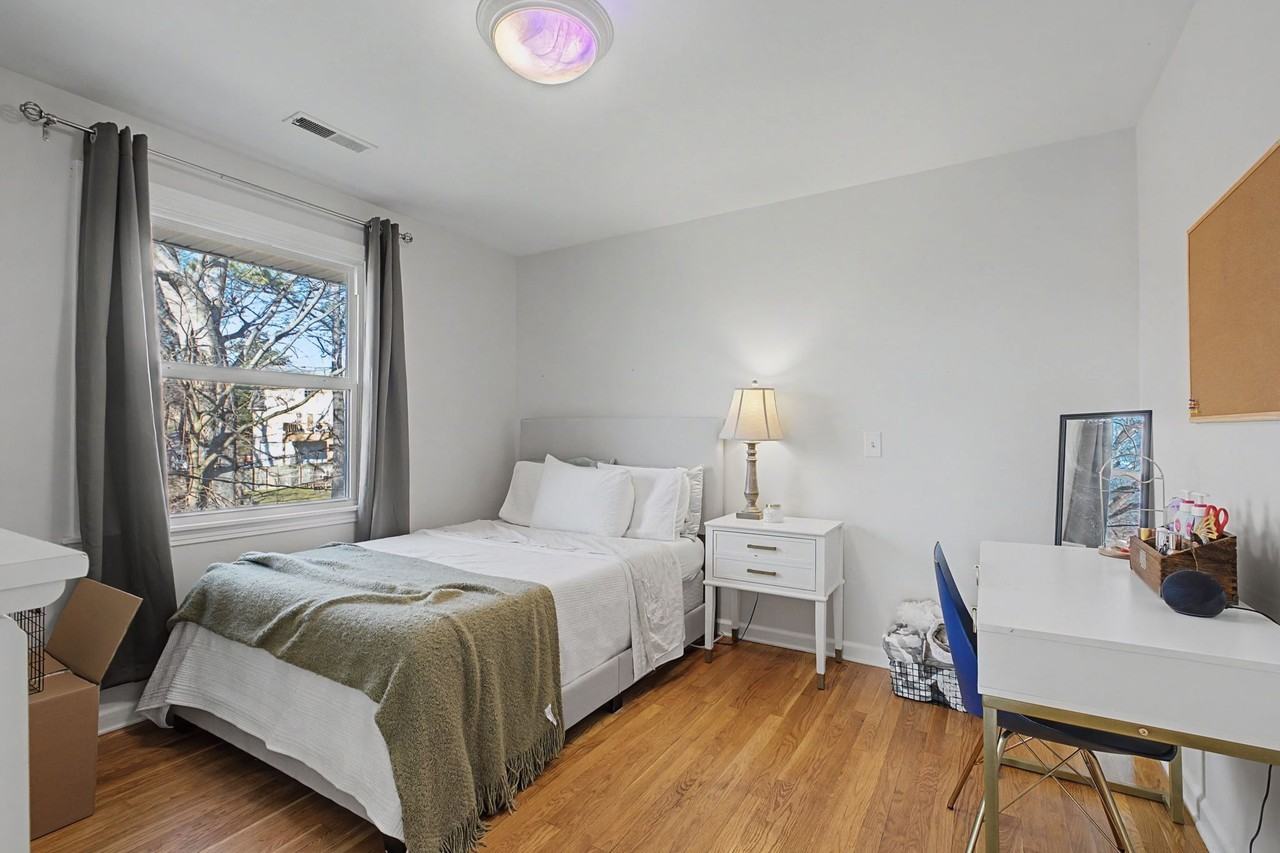 100 Dellrose Dr - Photo 4 of 11