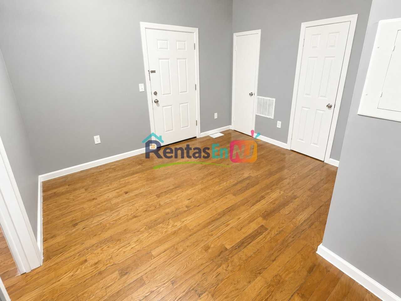 49 Brookdale Ave #1F - Photo 5 of 6