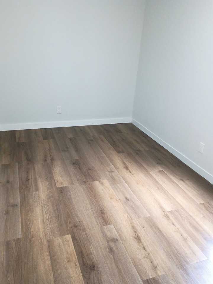 825 N Main St #1 - Photo 3 of 6