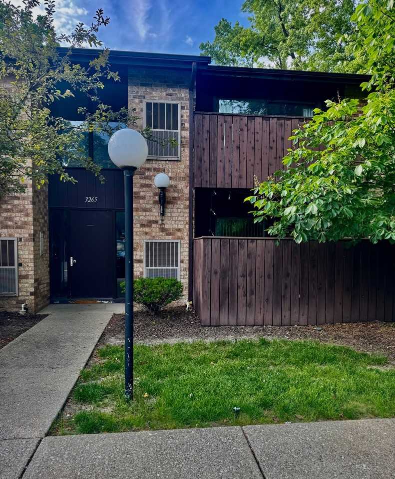 3265 Mayfield Rd #31