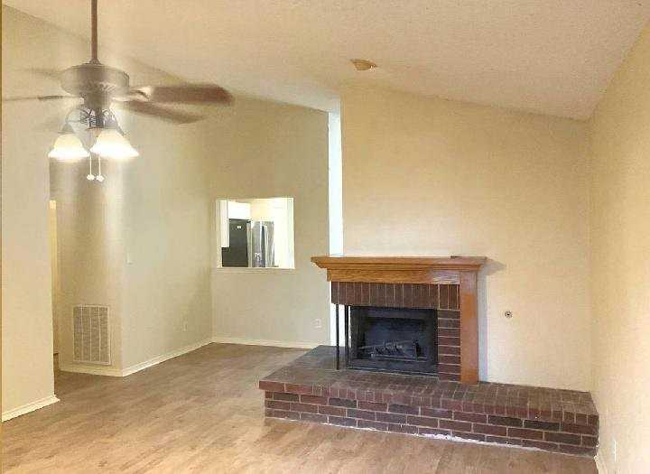 529 Shennandoah Dr #529 - Photo 2 of 8
