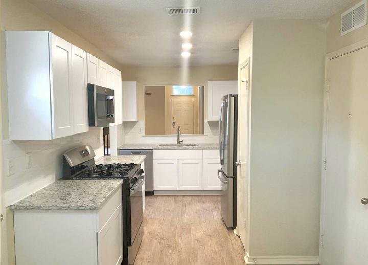 529 Shennandoah Dr #529 - Photo 3 of 8