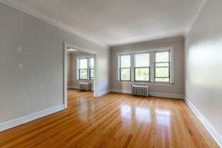 4519 N Paulina St #3A - Photo 1 of 1