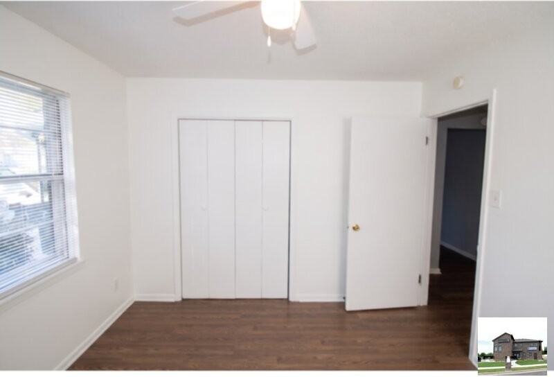 409 Short Ave - Photo 5 of 39