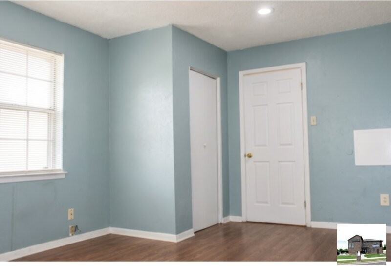409 Short Ave - Photo 6 of 39