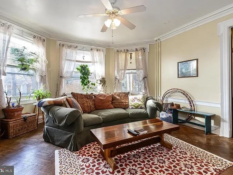435 S Orange St #1stFL - Photo 7 of 12