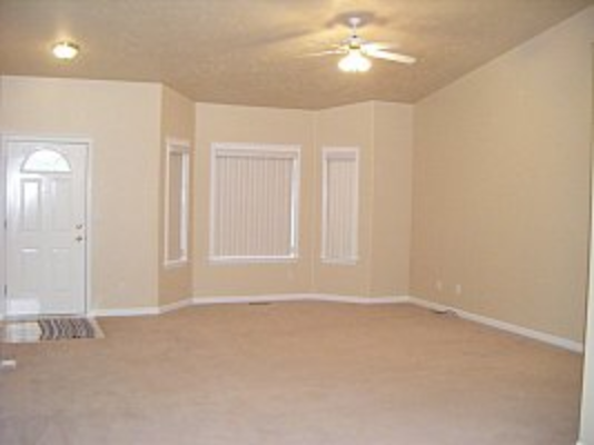 2841 N Englewood Pl #NA - Photo 2 of 7