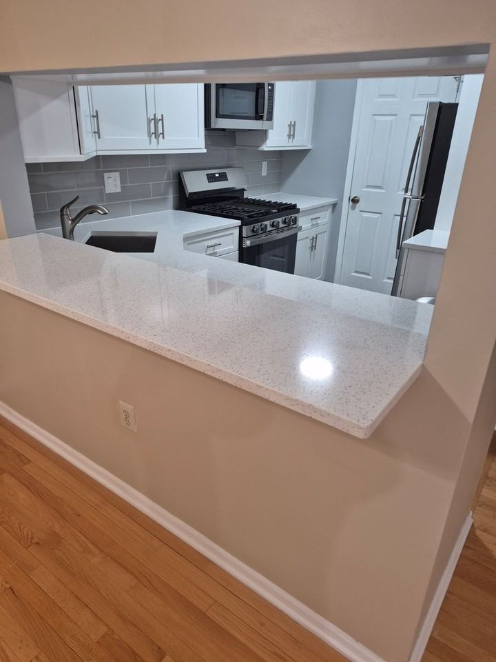 216 Hickory Ct - Photo 6 of 19