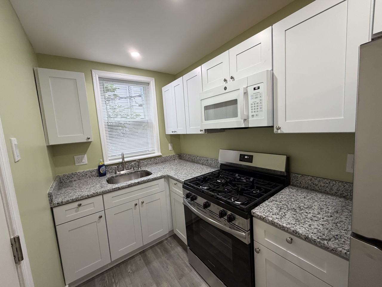 1326 S Newkirk St #NA - Photo 5 of 17