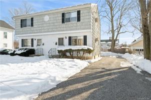 featured image of 8 Plymouth Ave #B