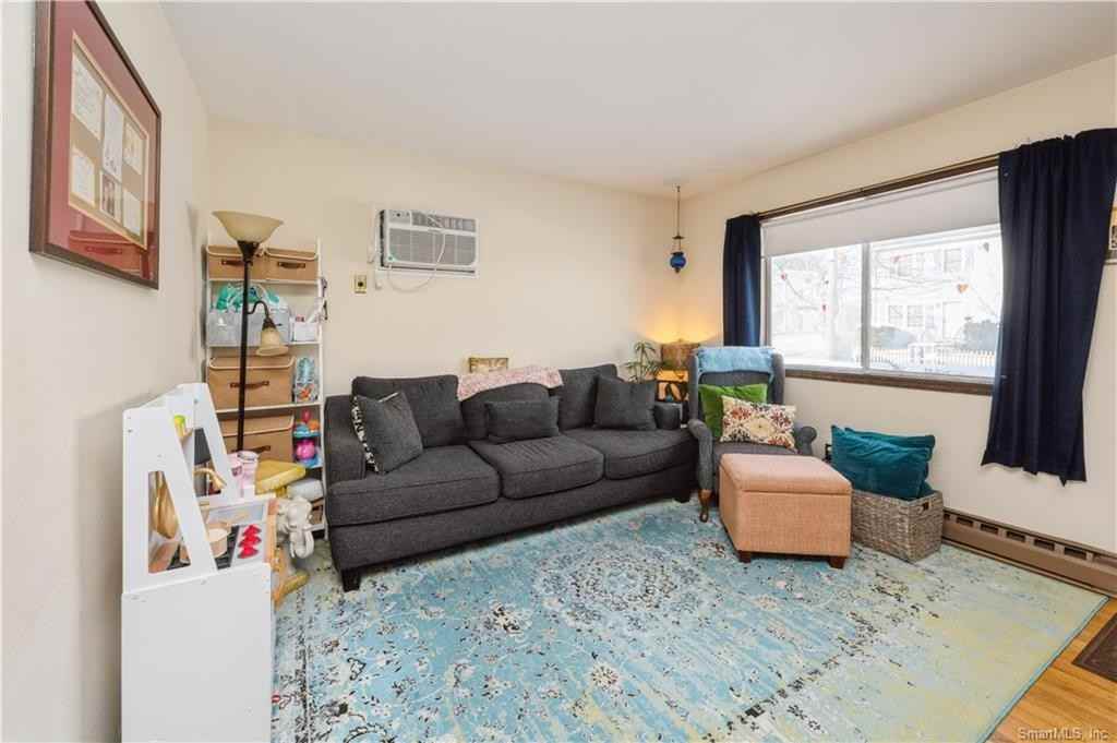 8 Plymouth Ave #B - Photo 3 of 15