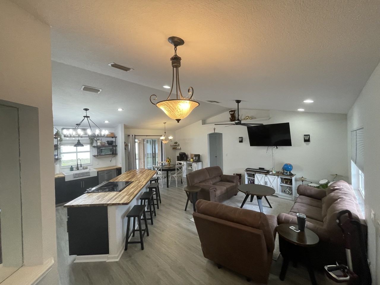 2565 Clovelon St #NA - Photo 7 of 17