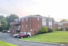 4 Columbia Dr #1A - Photo 1 of 1