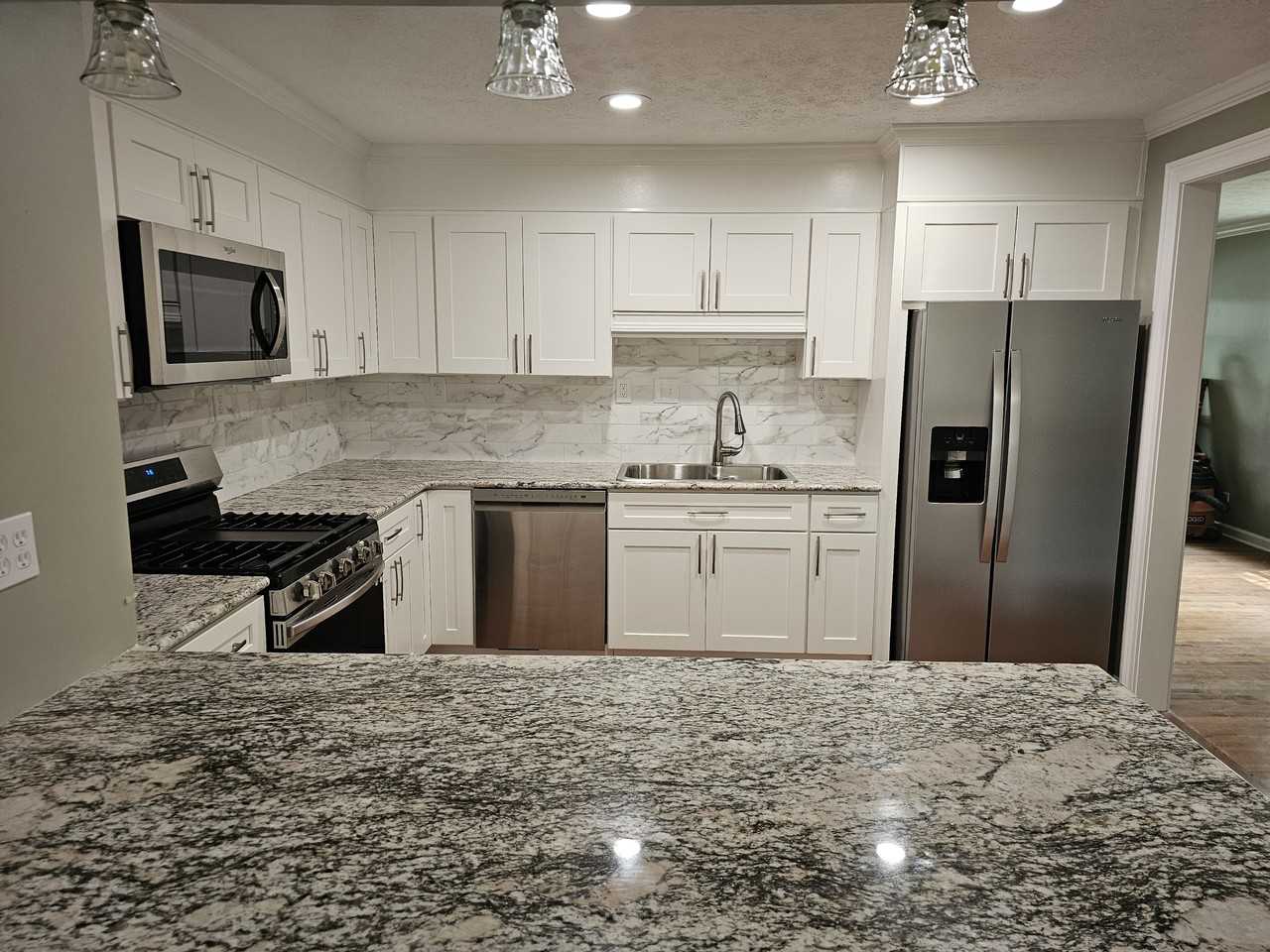 1110 W Walnut St #NA - Photo 3 of 10