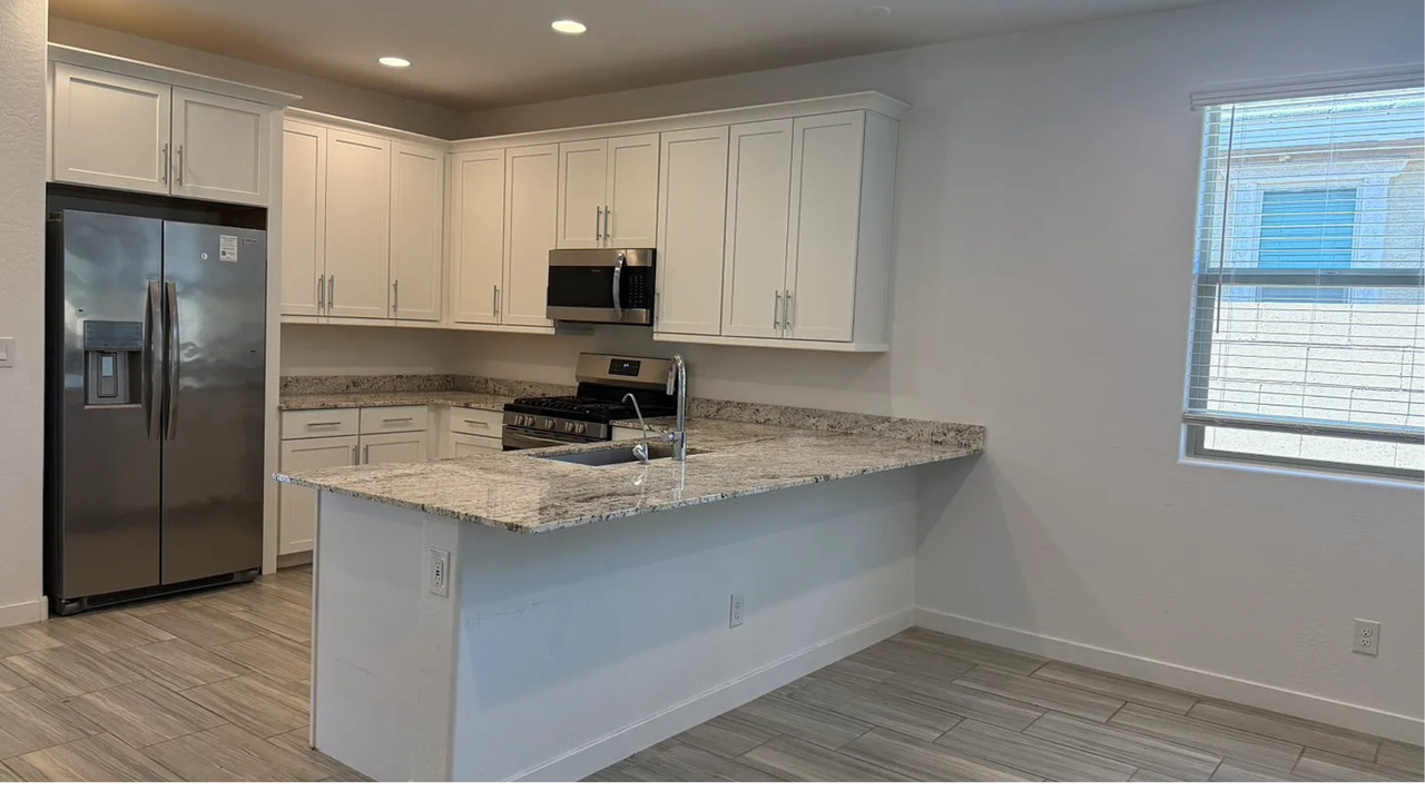 2156 W Burnside Trl #NA - Photo 2 of 22