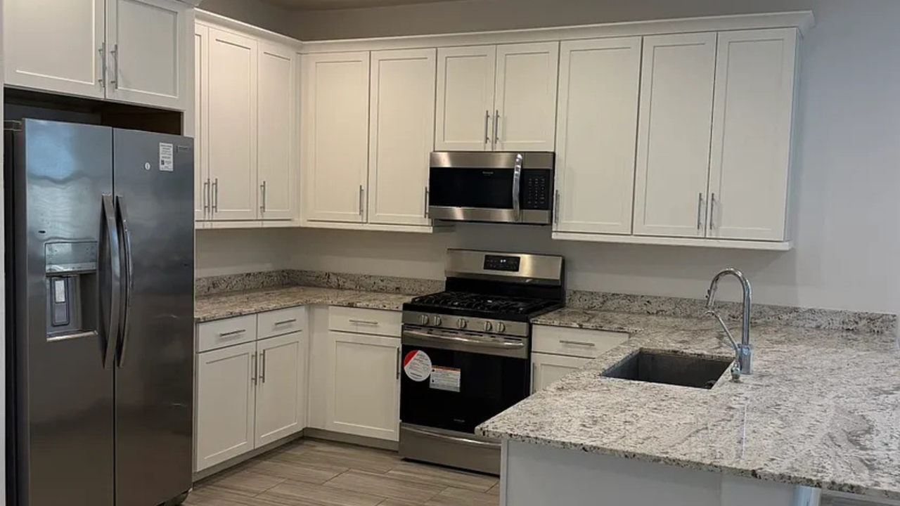 2156 W Burnside Trl #NA - Photo 3 of 22