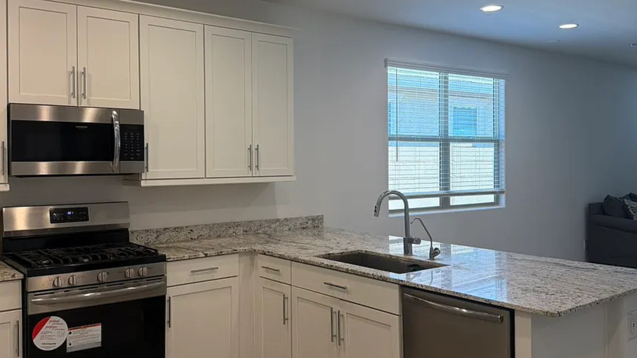 2156 W Burnside Trl #NA - Photo 4 of 22