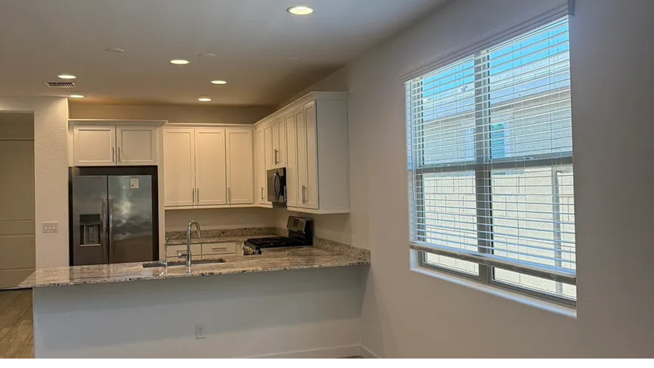2156 W Burnside Trl #NA - Photo 5 of 22