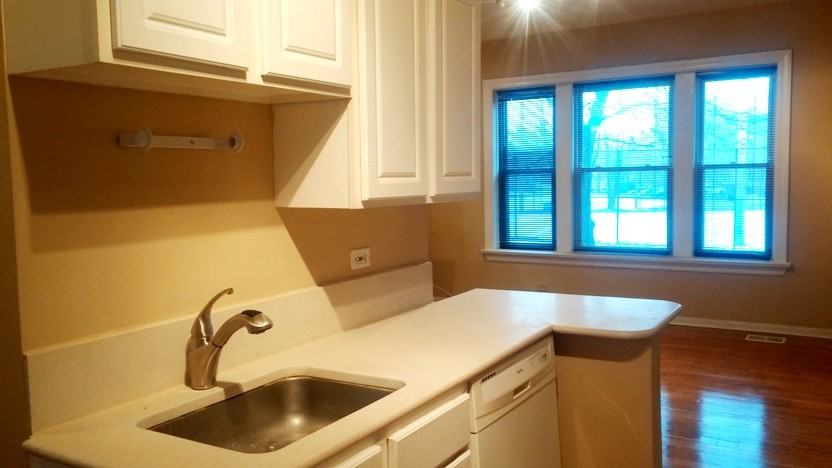 5866 North Ridge Avenue - Photo 3 of 17