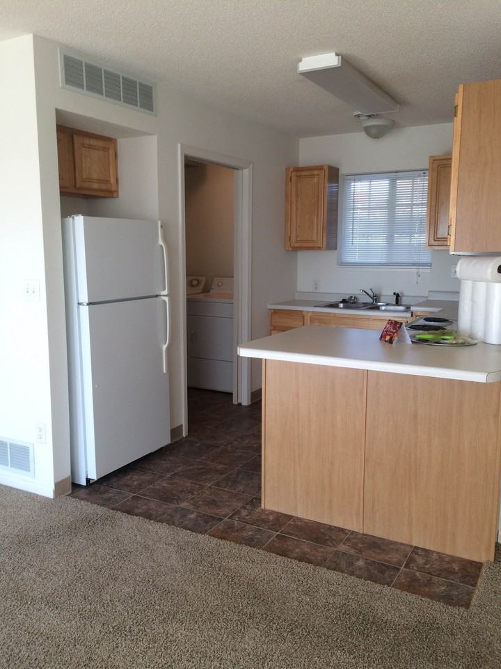 3093 25th Street Northwest #A - Photo 4 of 19