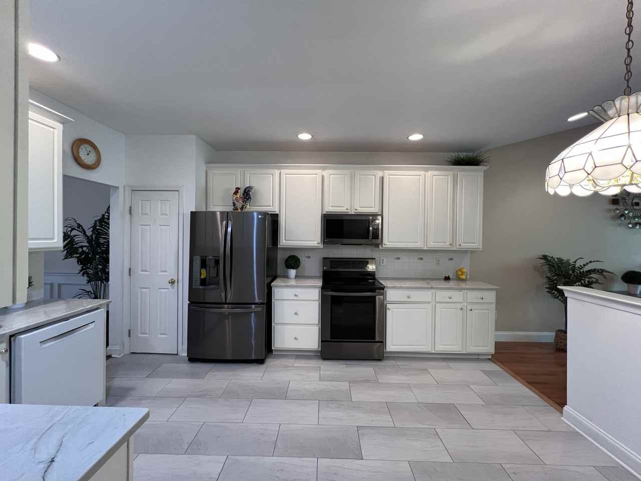 4 Brandywine Ct #38B - Photo 4 of 25