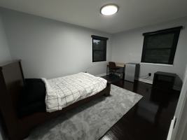 featured image of 4309 Hillyer St #2