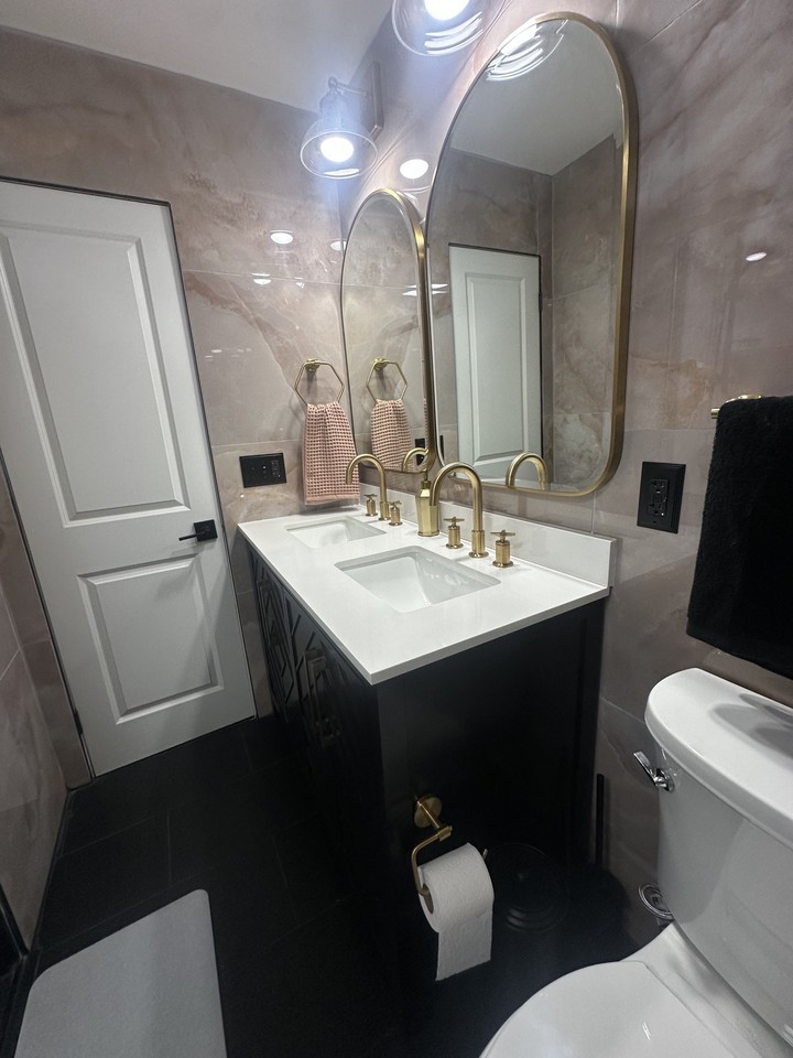 4309 Hillyer St #2 - Photo 6 of 21