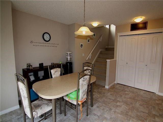 9108 Scott Cres Nw - Photo 6 of 20