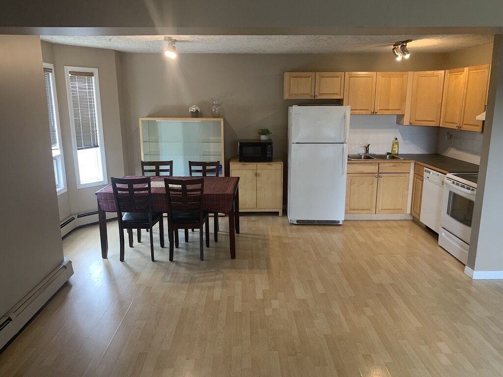 1528 - 1528 11 Ave Sw - Photo 5 of 14