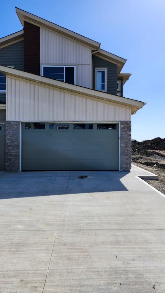 161 Starling Way - Photo 3 of 20