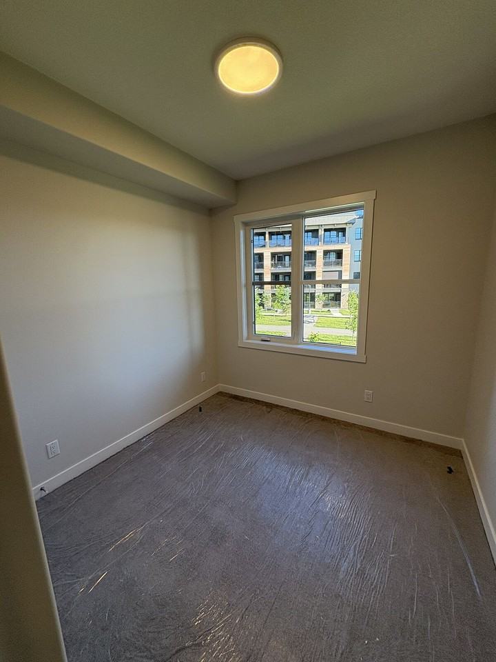125 Wolf Hollow Cr - Photo 3 of 16