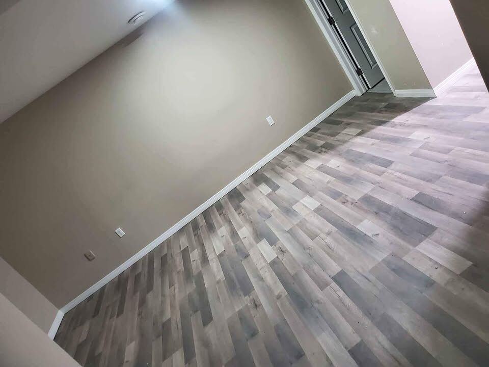 11838 122 St Nw - Photo 3 of 8