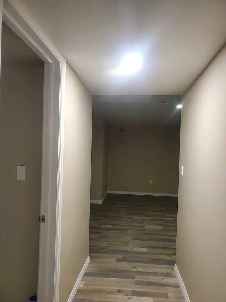 11838 122 St Nw - Photo 5 of 8