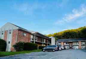 featured image of 218 N Willow Ave