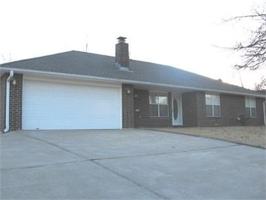 featured image of 2905 Falcon Rd