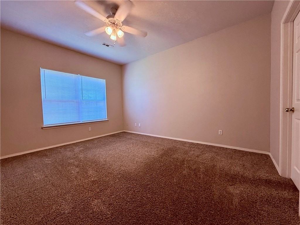 3104 Sw Deerfield Blvd - Photo 7 of 19