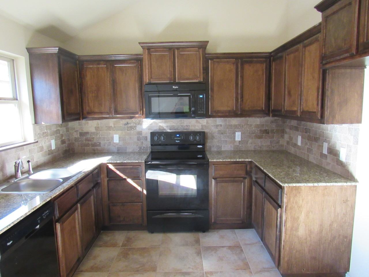 2321 Nw 199th St #1 - Photo 4 of 9