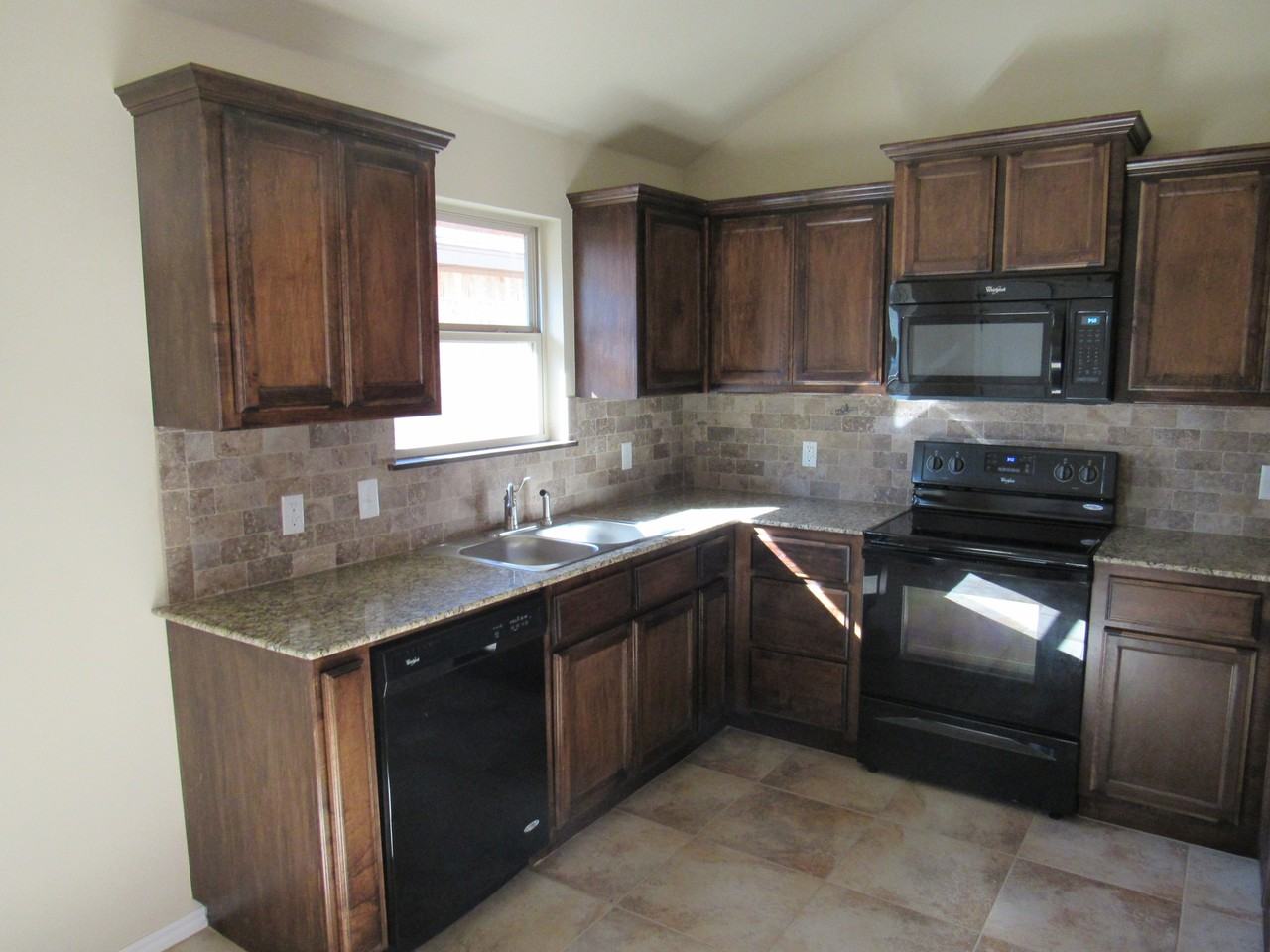 2321 Nw 199th St #1 - Photo 5 of 9