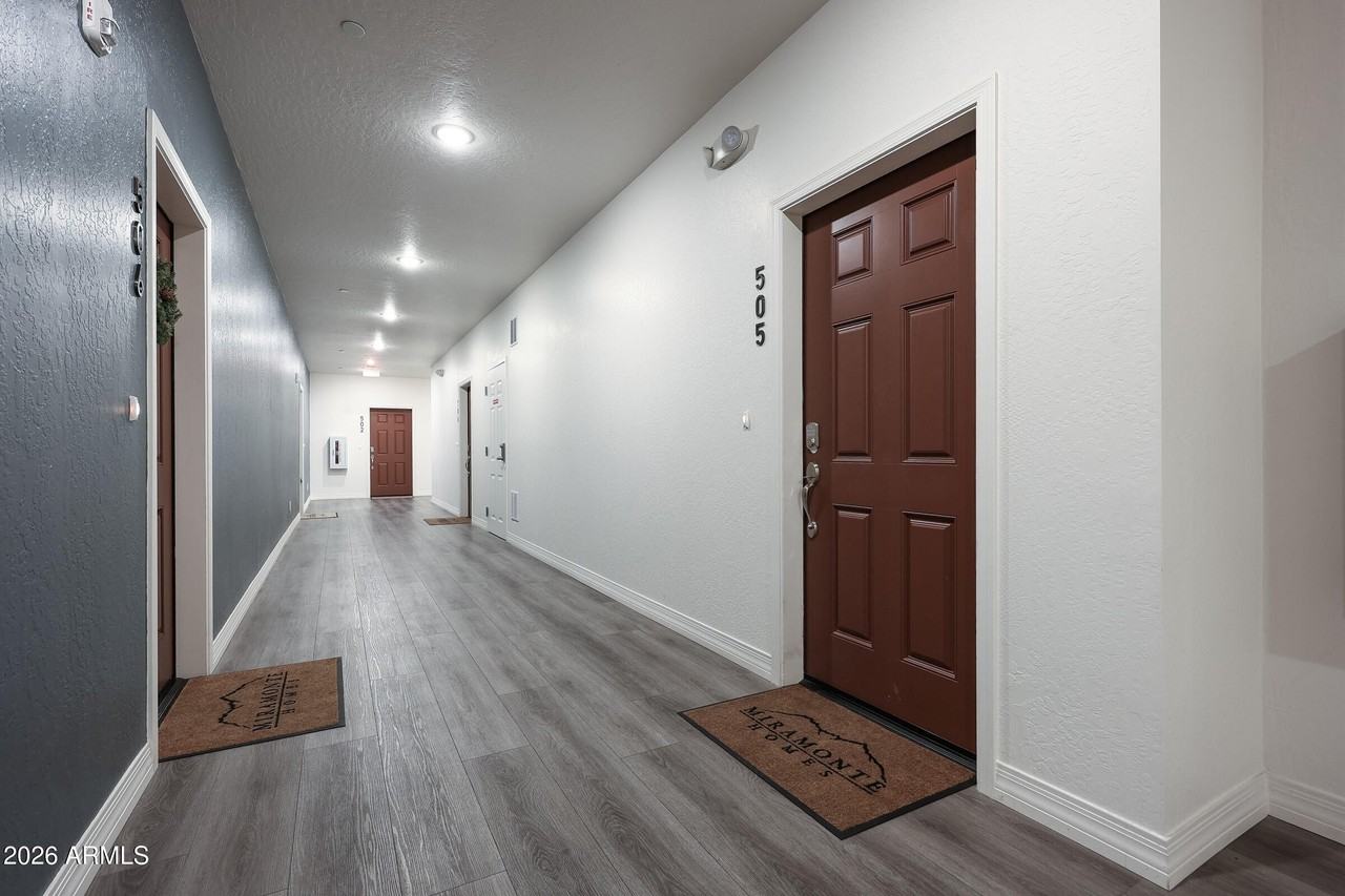 207 S Beaver St #505 - Photo 6 of 21