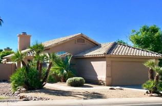 7427 W Crest Ln - Photo 1 of 1