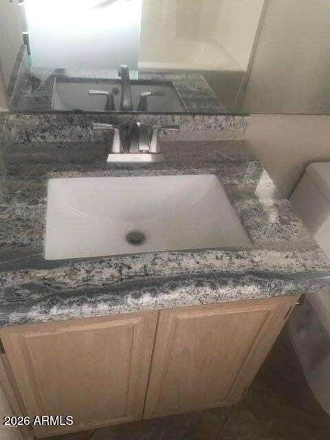 7427 W Crest Ln - Photo 7 of 13