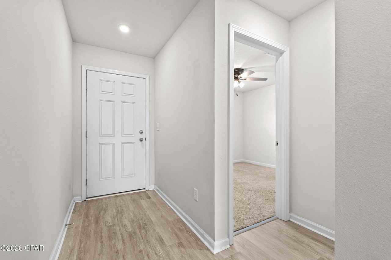 5545 Lexa Ln - Photo 5 of 27