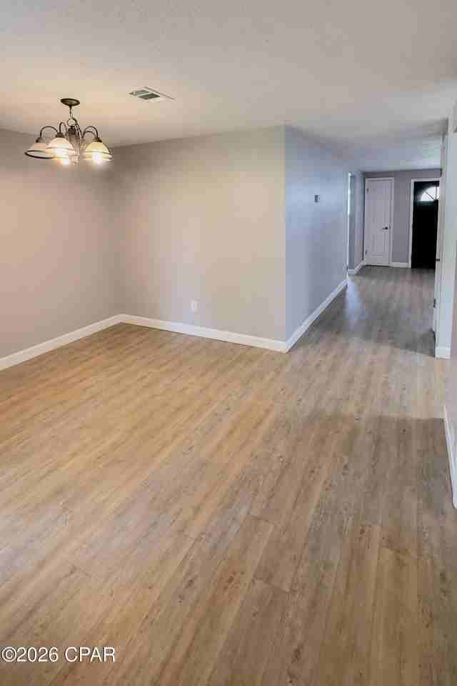 1029 Bradley Cir - Photo 4 of 11