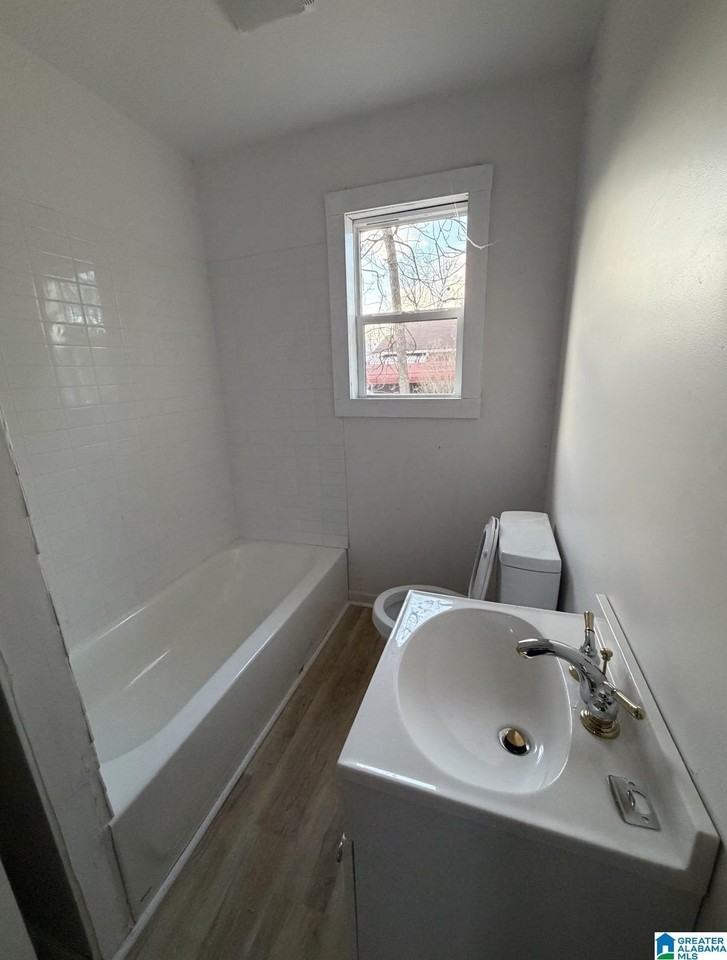 601 13th St N - Photo 6 of 7
