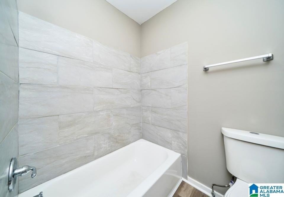 1211 13th St - Photo 7 of 11