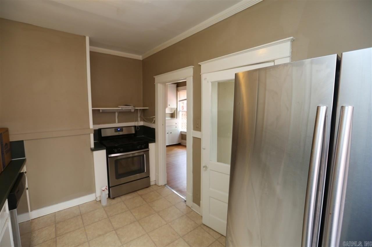 518 Ridgeway Dr - Photo 5 of 25