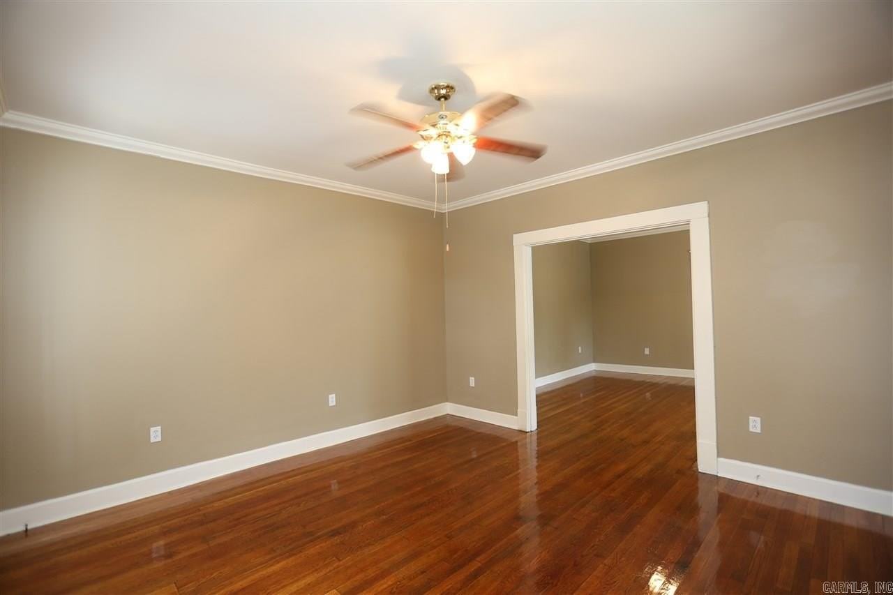 3711 W Markham St - Photo 3 of 24