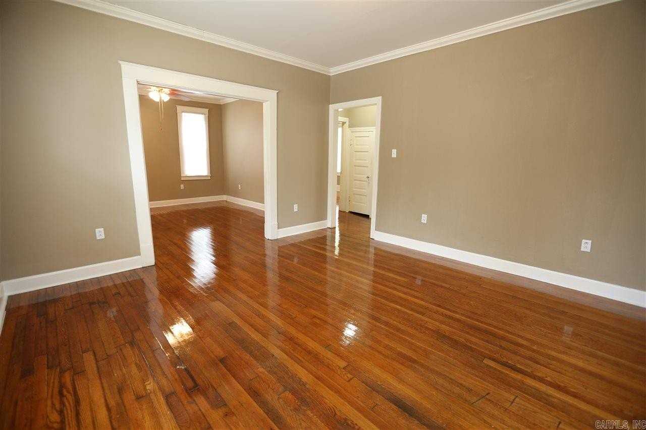 3711 W Markham St - Photo 7 of 24