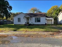 featured image of 4512 Rogers St