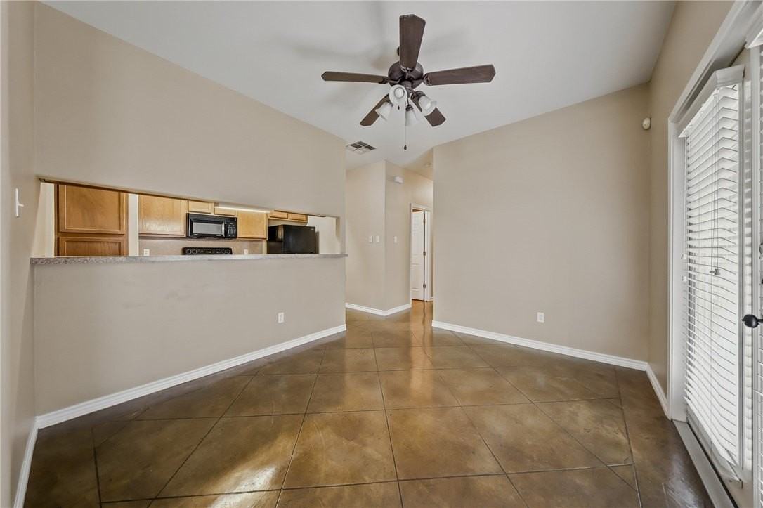 6633 Rhine Dr #B - Photo 6 of 29